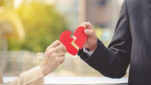 付き合って1ヶ月で別れる確率は高い？